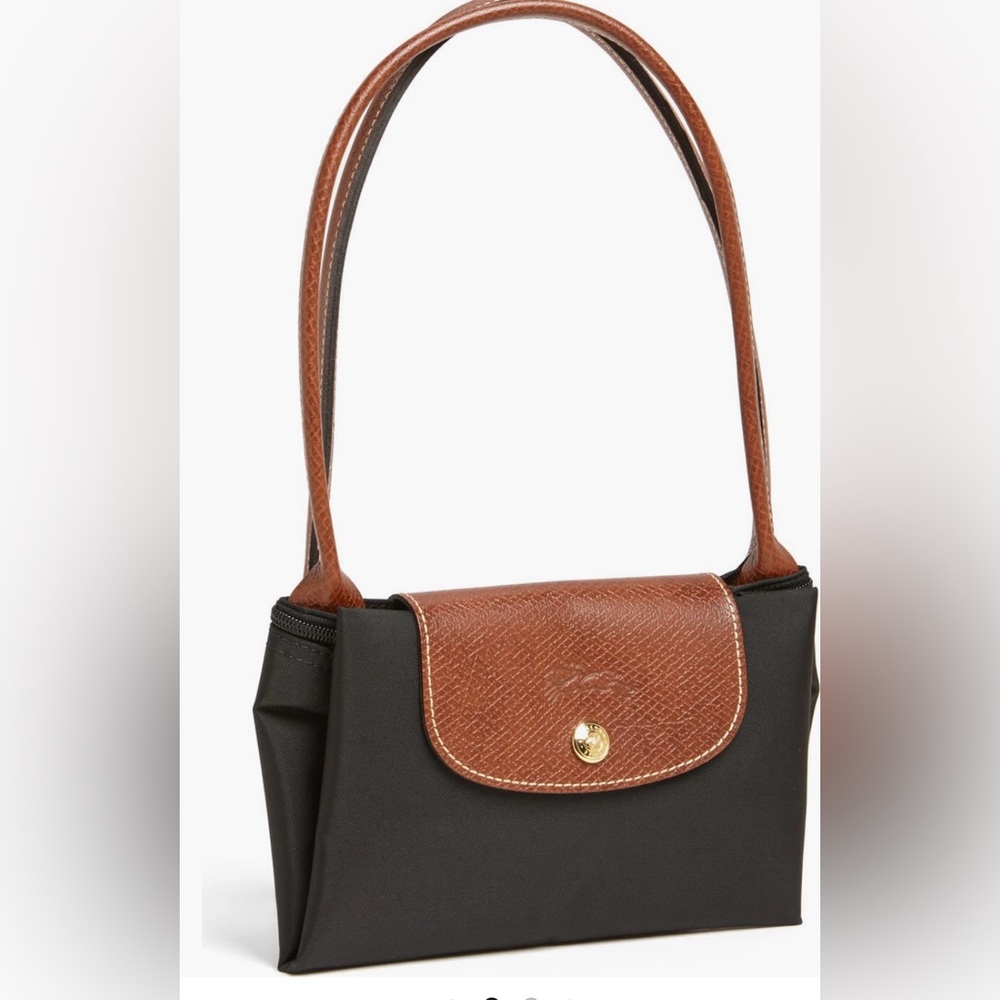 Longchamp Le Pliage nylon shoulder tote bag. New - Never used.